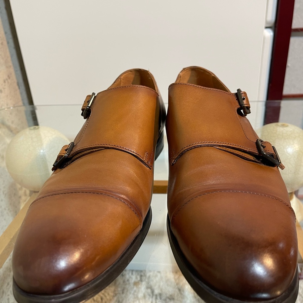 Light brown (camel) men’s dress shoes